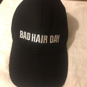Black hat / baseball cap